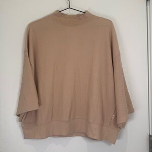Ariminta James Women's Tan Waffle Knit Cropped Oversized Tee